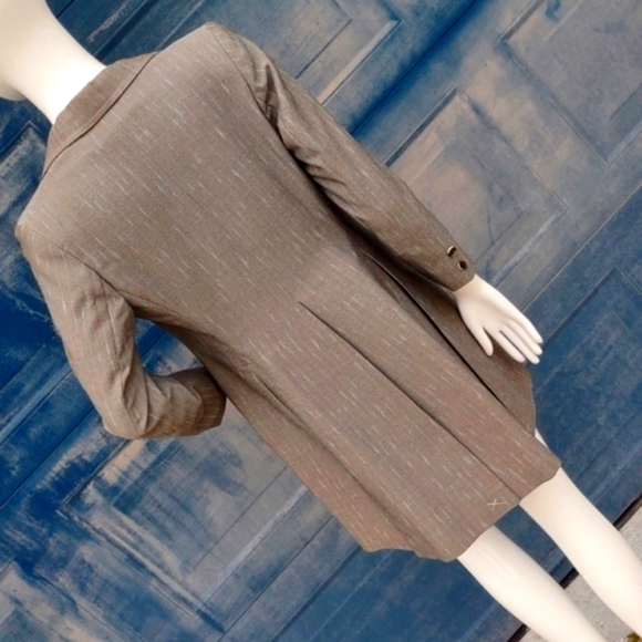 REED HILL LADIES HAND MADE/TAILORED LUXURY DAY RIDING QUESTRIAN COAT - Picture 16 of 17